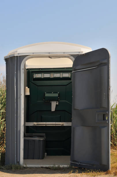 Best Local porta potty services  in Riverton, IL